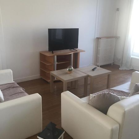Appartement 1Er Etage Carignan Exteriér fotografie