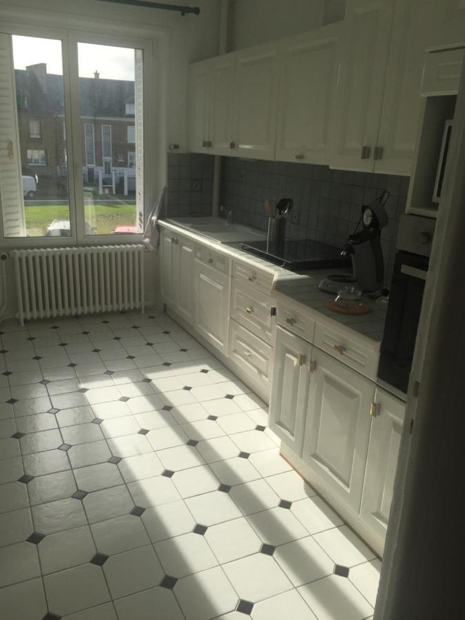 Appartement 1Er Etage Carignan Exteriér fotografie